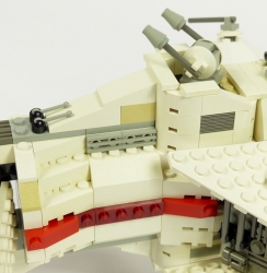 Lego Star Wars UCS 10019 Rebel Blockade Runner