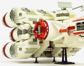 Lego Star Wars UCS 10019 Rebel Blockade Runner