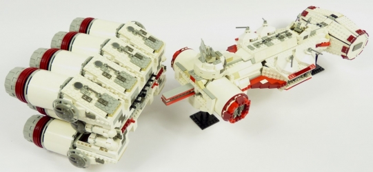 Lego Star Wars UCS 10019 Rebel Blockade Runner