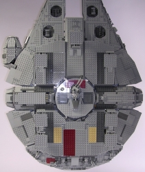 Lego Star Wars UCS 10179 Millenium Falcon