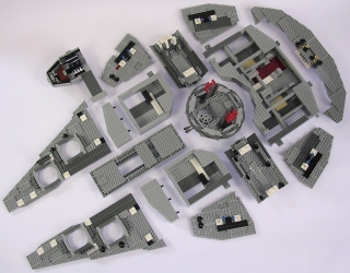 Lego Star Wars UCS 10179 Millenium Falcon