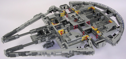 Lego Star Wars UCS 10179 Millenium Falcon