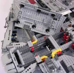 Lego Star Wars UCS 10179 Millenium Falcon