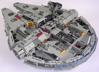 Lego Star Wars UCS 10179 Millenium Falcon