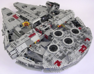 Lego Star Wars UCS 10179 Millenium Falcon