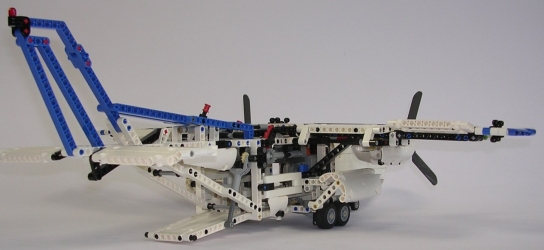 Lego Technic #42025 Avion cargo