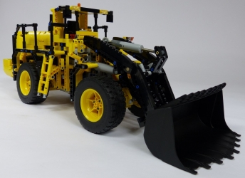 Lego Technic 42030 Volvo L350F