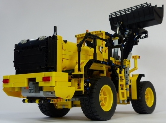 Lego Technic 42030 Volvo L350F