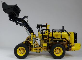 Lego Technic 42030 Volvo L350F