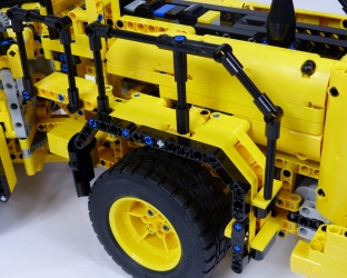 Lego Technic 42030 Volvo L350F