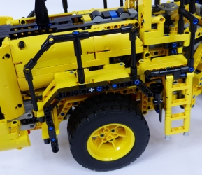 Lego Technic 42030 Volvo L350F