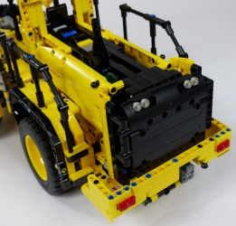 Lego Technic 42030 Volvo L350F