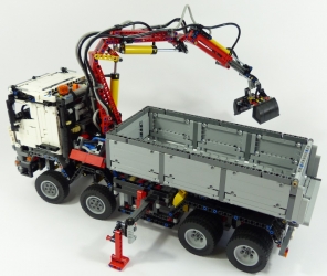 Lego Technic 42043 Mercedes-Benz Arocs 3245