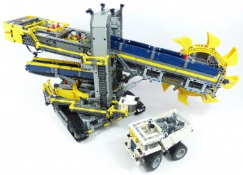 Lego Technic 42055 Excavatrice a godets