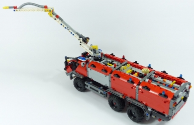 Lego Technic #42068 Camion pompiers aeroportuaire