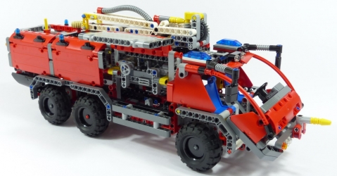 Lego Technic #42068 Camion pompiers aeroportuaire