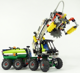 Lego Technic 42080 Abatteuse