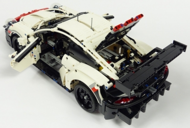 Lego Technic 42096 Porsche 911 RSR