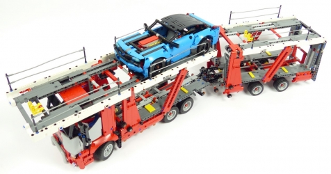 Lego Technic 42096 Transporteur de voitures