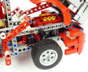 Lego Technic 42096 Transporteur de voitures