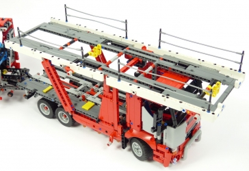 Lego Technic 42096 Transporteur de voitures