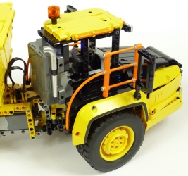 Lego Technic 42114 Tombereau articule Volvo A60H