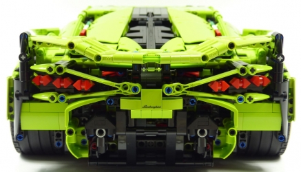 Lego Technic 42115 Lamborghini Sian FKP 37