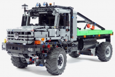 Lego Technic 42129 Mercedes Benz Zetros Trial Truck