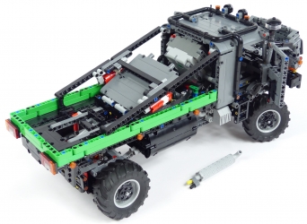 Lego Technic 42129 Mercedes Benz Zetros Trial Truck