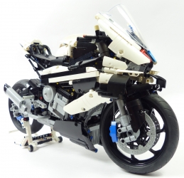 Lego Technic 42130 Moto BMW M 1000 RR