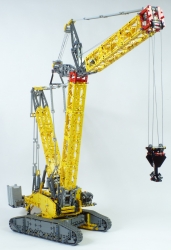 Lego Technic 42146 Grue treillis sur chenilles Liebherr LR 13000