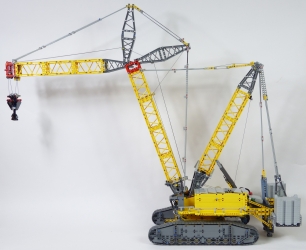 Lego Technic 42146 Grue treillis sur chenilles Liebherr LR 13000