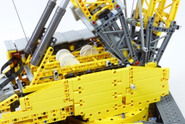 Lego Technic 42146 Grue treillis sur chenilles Liebherr LR 13000