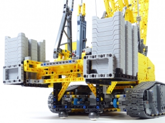 Lego Technic 42146 Grue treillis sur chenilles Liebherr LR 13000