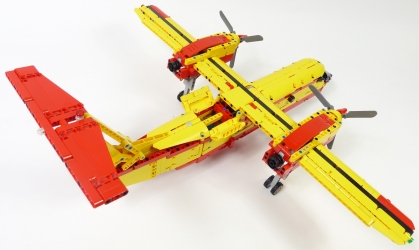 Lego Technic 42152 Avion bombardier eau