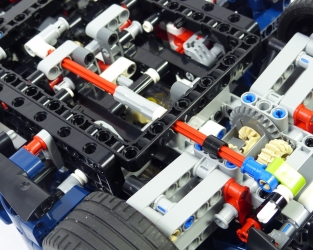 Lego Technic 42154 Ford GT