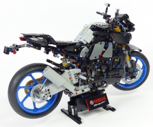 Lego Technic 42159 Moto Yamaha MT-10 SP