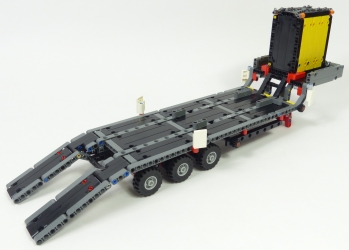 Lego Technic 42175 Camion Volvo FMX excavatrice EC230