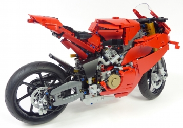 Lego Technic 42202 Moto Ducati Panigale V4 S