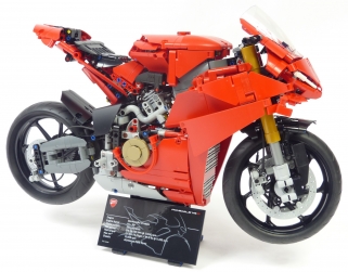 Lego Technic 42202 Moto Ducati Panigale V4 S