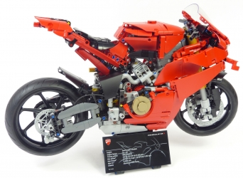 Lego Technic 42202 Moto Ducati Panigale V4 S