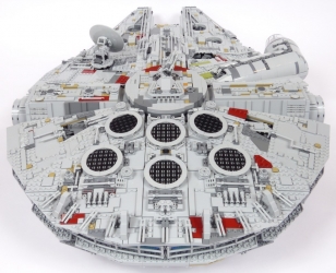 Lego Star Wars UCS 75192 Millenium Falcon