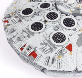 Lego Star Wars UCS 75192 Millenium Falcon