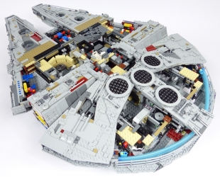 Lego Star Wars UCS 75192 Millenium Falcon