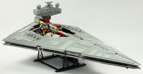 Lego Star Wars UCS 75252 Imperial Star Destroyer