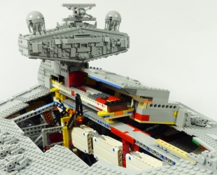 Lego Star Wars UCS 75252 Imperial Star Destroyer