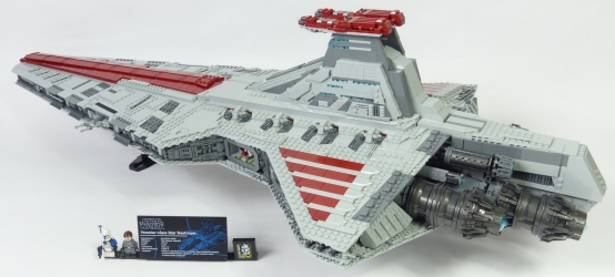 Lego Star Wars UCS 75367 Venator Star Destroyer