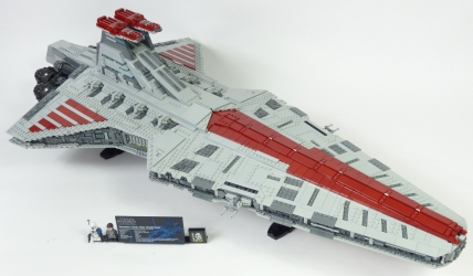 Lego Star Wars UCS 75367 Venator Star Destroyer