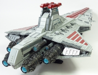 Lego Star Wars UCS 75367 Venator Star Destroyer