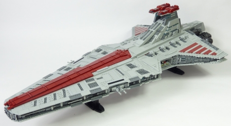 Lego Star Wars UCS 75367 Venator Star Destroyer